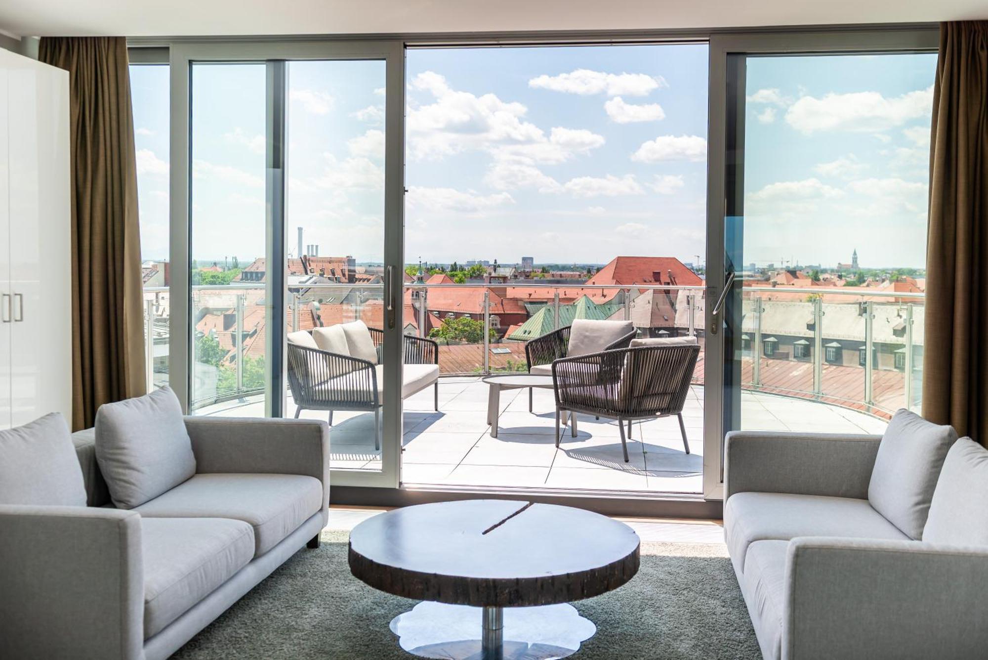 Koos Hotel&apartments - Aparthotel 4*