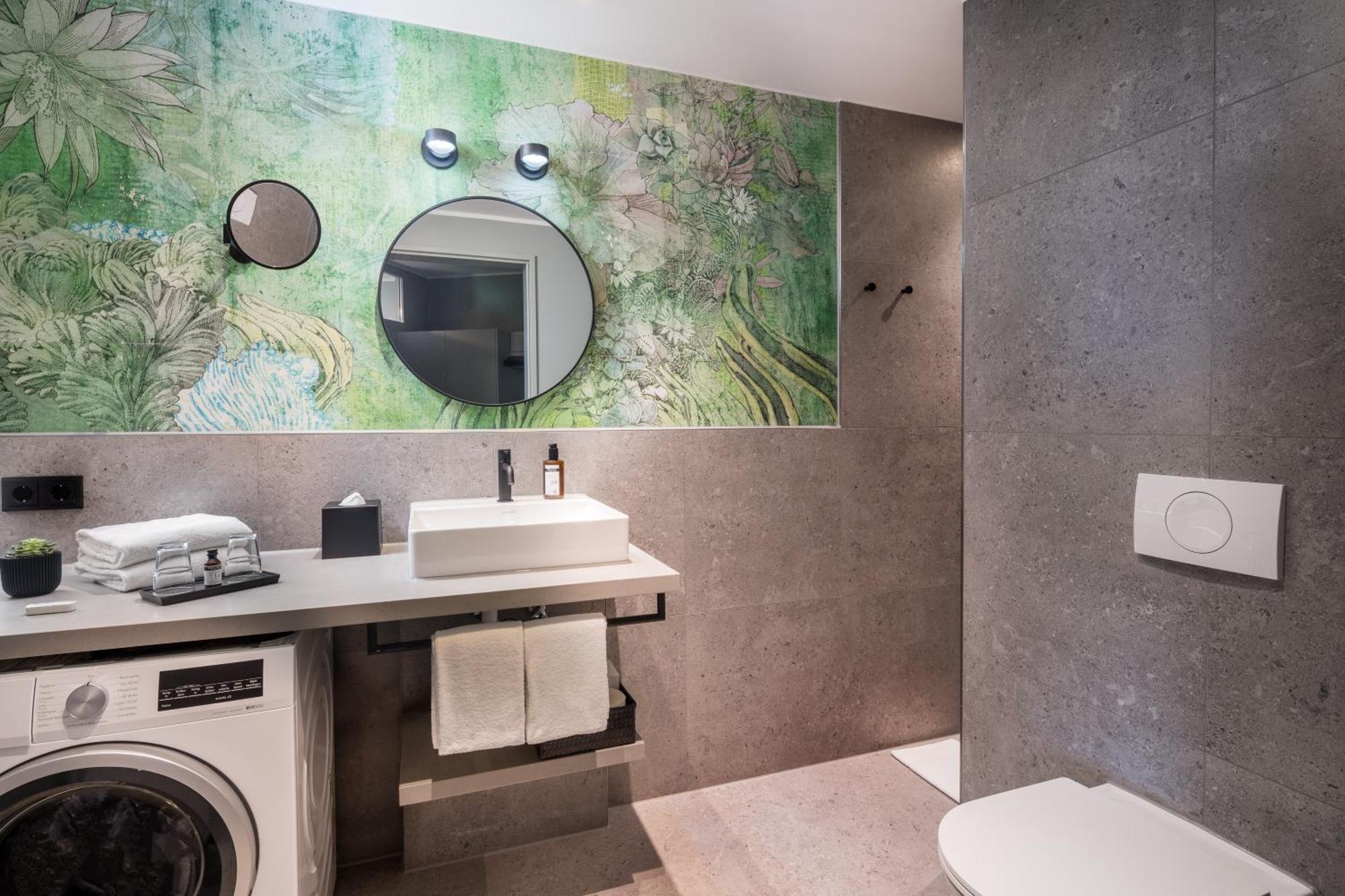 Koos Hotel&apartments - 4*
